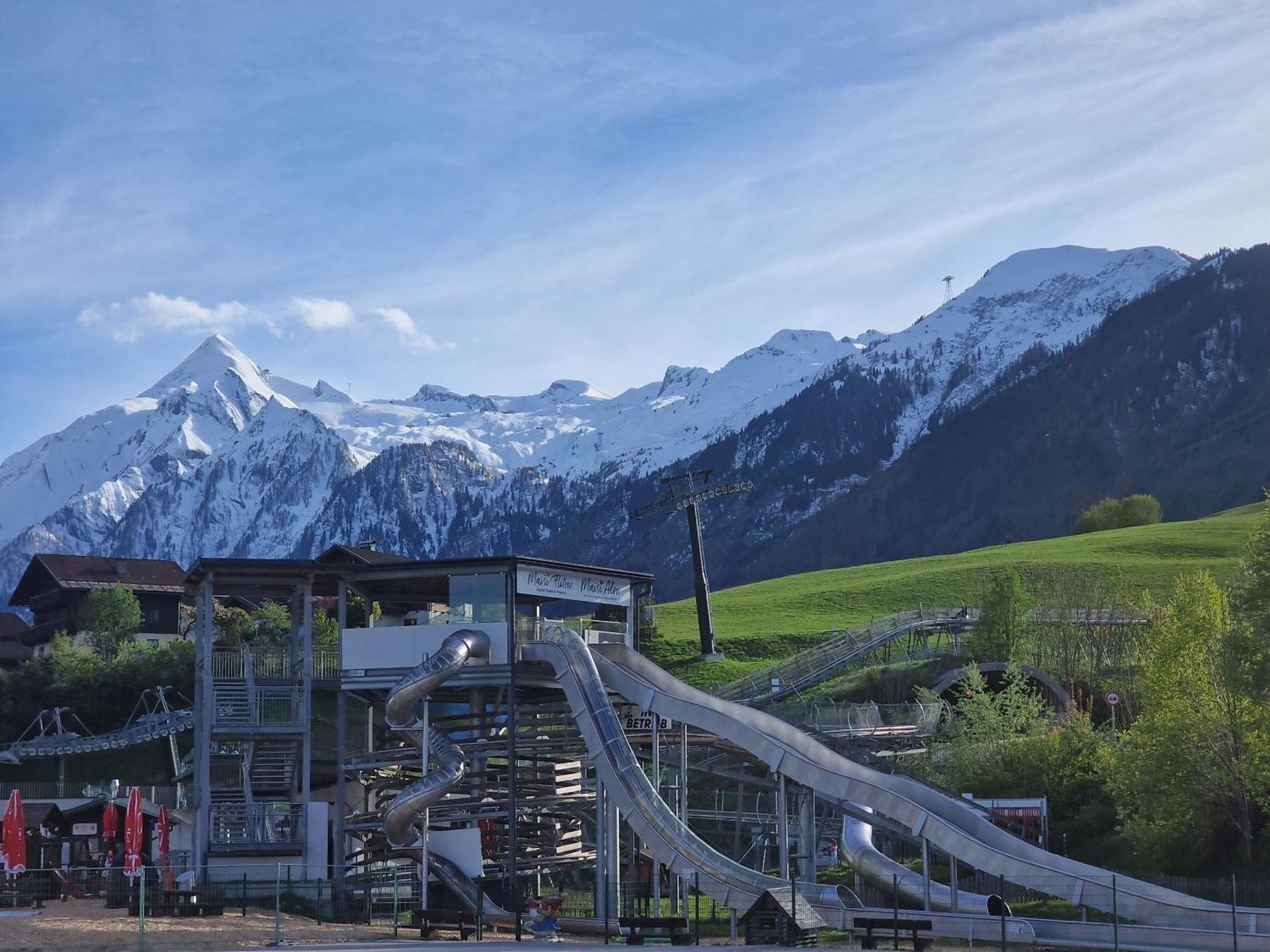 Adler Kaprun, Golf 'N' Ski And Mountain Biking. Buitenkant foto